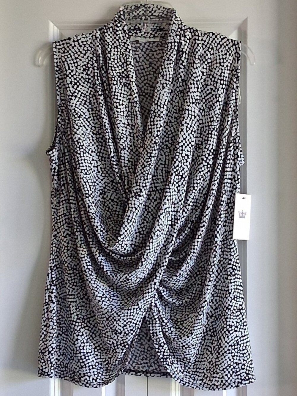 Chaus Sleeveless Black & White Geometric Blouse Women's Size L